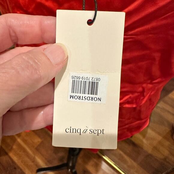 Cinq a Sept Mirin Silk Top - Picture 11 of 16